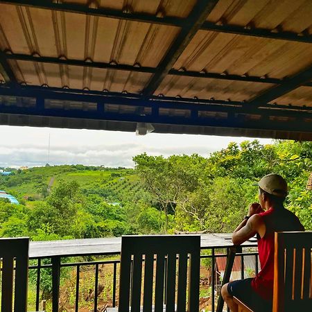 Backpacker Hostel And Jungle Trekking Banlung 外观 照片