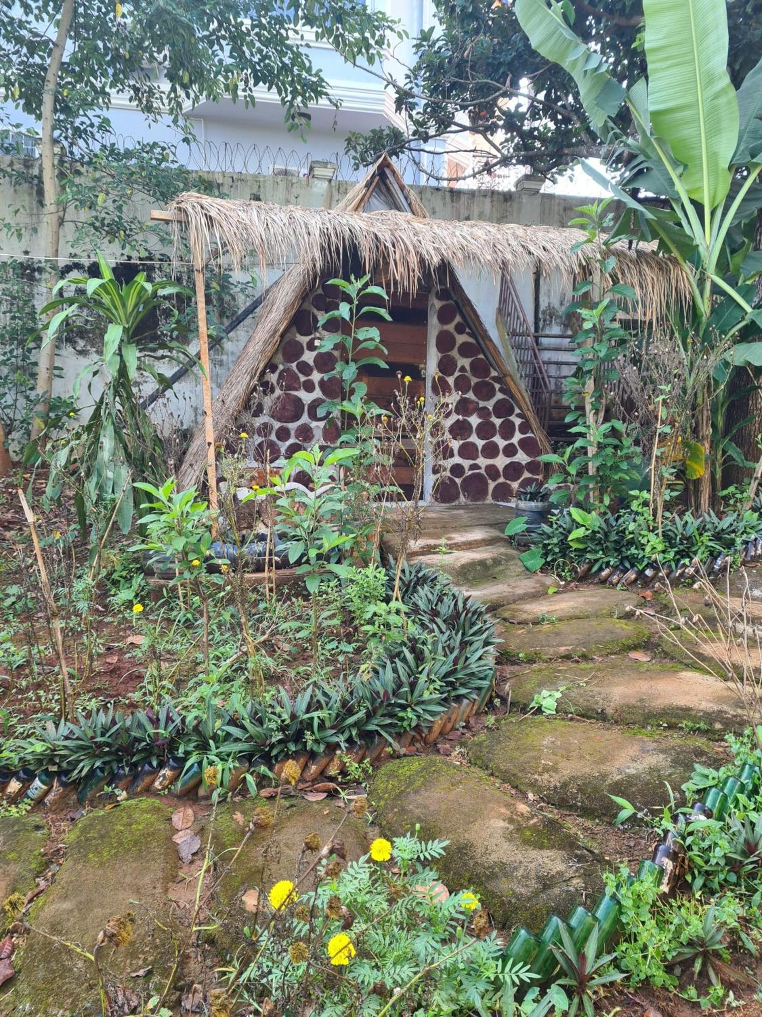 Backpacker Hostel And Jungle Trekking Banlung 外观 照片