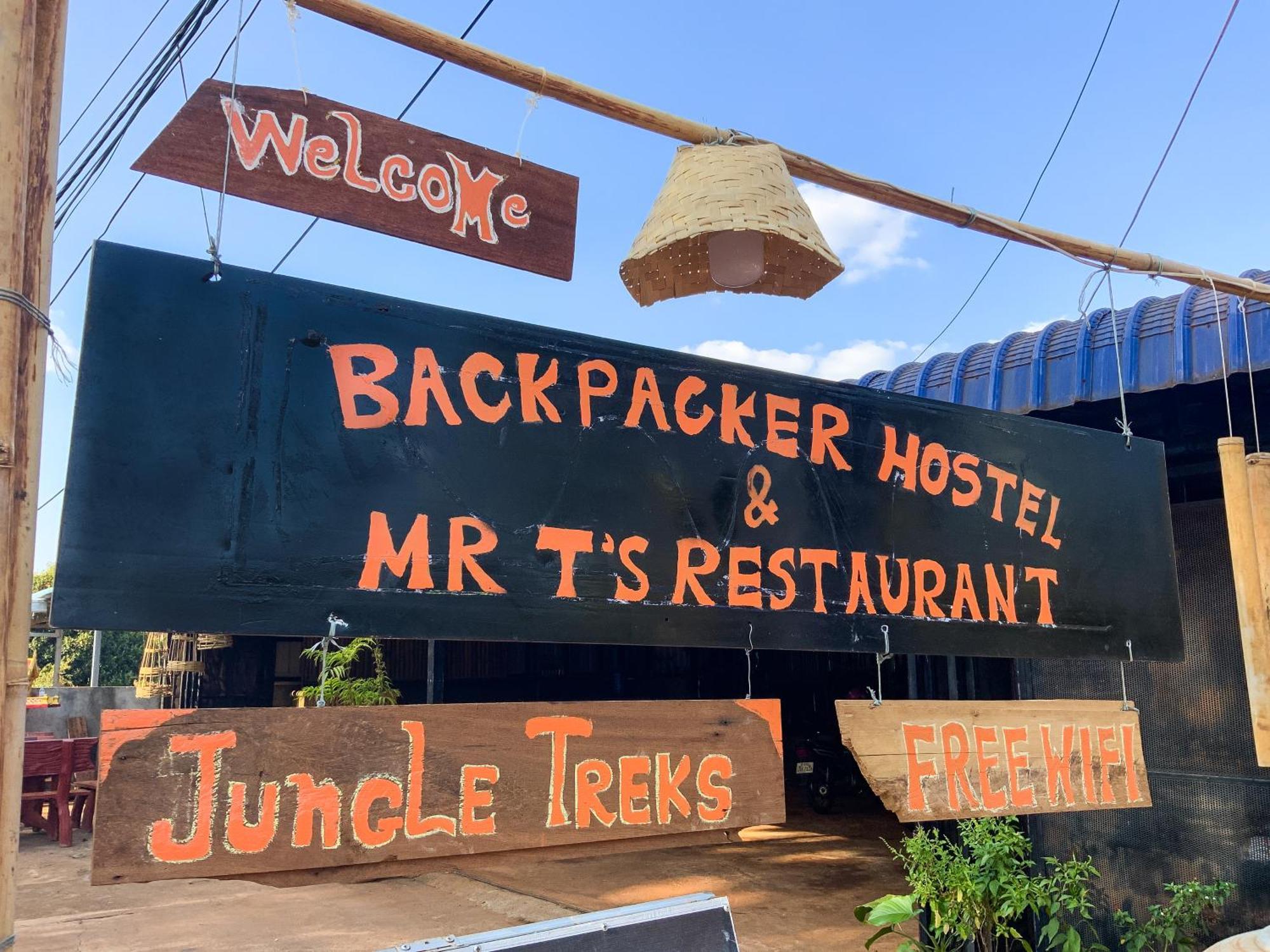 Backpacker Hostel And Jungle Trekking Banlung 外观 照片